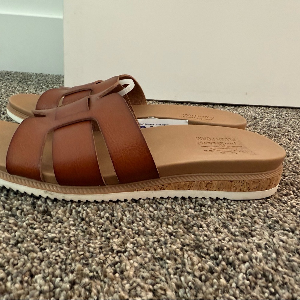 Sketchers Bobs Brown Leather Slide Sandals - Picture 2 of 2